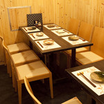 Nishiogi Obuchi - ６名様用のテーブル席