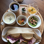 サンドウィッチアンドカフェ ママン - 