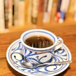 Book Cafe Godou - 深煎り（450円）。