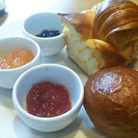 ポム・ダダン - 