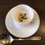 Bistro des Chenapans - 大根のなんとかスープ、お腹に滲みる〜
