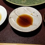 馳走 啐啄一十  - 薬味
      オリジナル調合の醤油
      29年間継ぎ足しのポン酢
      真妻山葵(静岡県伊豆天城産)
      塩(地中海キプロス産)