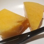 馳走 啐啄一十  - (21)富有柿
      ちょっぴり硬いかもと仰られた富有柿は程好い軟らかさで、自然な甘さが素晴らしい！