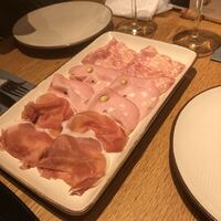 オービカ モッツァレラバー 横浜店 - 