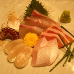 居酒屋がんこ - 刺身盛り合わせ