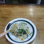 伊勢屋酒店 - 大根の漬物(サービス)