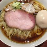 麺 みつヰ - 醤油ラーメン(800円) + 大盛り(100円) + 味玉(100円)