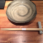 オオクサ - カウンターのみ8席　椅子にRがついていてとても座りやすかったです