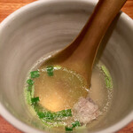 オオクサ - 鳥スープは名古屋コーチンです　小さい鶏団子が入っています　つくねがもう一度食べたくなる味でした