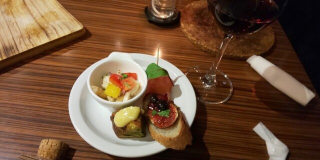 スペインバル カメレオン 福島駅前店 Cameleon Espa ｎa 福島 スペイン料理 ネット予約可 食べログ