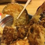 Ebinoya - カボチャ美味いね。
                        
                        普段カボチャ食う事は無いけど、天ぷらなら食っちゃうな。
                        
                        
                        