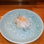 小判寿司 - 白魚、自家製芝エビおぼろがけ