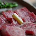 ぬなわや - 三田牛（さんだうし）陶板炙（たうばんやき）の牛酪（ばた）