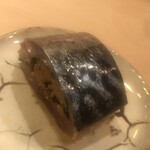 鮨 しゅん輔 - 松輪の真鯖。旨味の詰まった健全な脂。鯖は偉い！