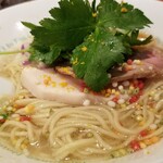 麺屋 六感堂 - しおゆずみつばらーめん(豚骨version)