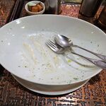 アーモンド - ホタテ貝のクリームソース（大盛）1,020円（コーヒー付き）