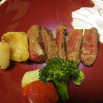 納屋孫 - 近江牛特上A５等級ステーキ（アップ）