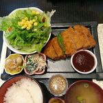 かん桜 - トンカツ定食