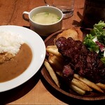 東京ブッチャーズ - 肉屋のステーキプレート(950円)、カレーがけ(+50円)