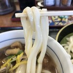 山田うどん - うどんのアップ