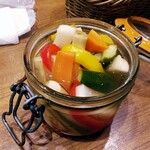 VINSENT - レンコンの蓋をどけるとこんな感じ。