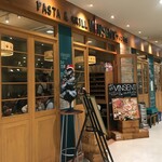 VINSENT - BIVIの1Fにあります。