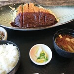 江戸川 - 味噌カツ定食(大) 1,595円