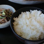 Edogawa - ご飯、ミニたぬきそば