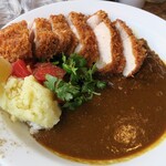 ブラウンオニオンカレーファクトリー - ・「ロースカツカレー(¥1380)」のアップ。