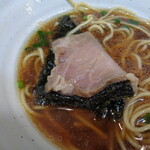 中華そば さわ - チャーシューも海苔で