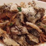 クレメンティア - 麺とソースも最高ですが…アクセントに添えられたきのこフリットで更に美味さ爆発！