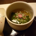 紅梅亭 - 桜道明寺蒸し