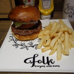 folk burgers&beers - ハンバーガー980円+大盛りポテト100円