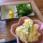 山野草カフェ 山ぼうし - ポテサラ、柚子、香の物