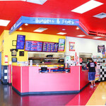 Teddy's Bigger Burgers - 