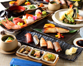 Kuzushi Sushi Kappou Kurage - コース料理は1名様から。当日OK。3000円より用意しております。