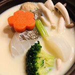 あけみ寿司	 - 鱈の豆乳鍋