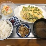 ゆうなパーラー - ゴーヤチャンプル定食
