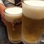 たぬき - 生ビールで乾杯。