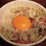 一八 - スタミナ刺（タン・ハラミ・ハツ）￥480