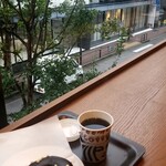 スターバックス・コーヒー - 御茶ノ水駅方面