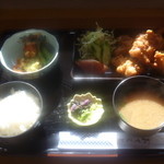 旬のお食事処　みすぎ - からあげ定食　600円