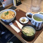 天神わっぱ定食堂 - カツ丼 890円