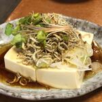 神田・むら治屋 - シラス豆腐