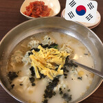 パパ屋 キンパ - 韓国風餃子スープ＆白菜キムチ