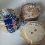 竹林せんべい店 - ゴマ・ココア・松の実