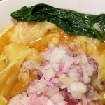 麺屋 六感堂 - オマール海老豚骨らーめん＋ワンタン増し