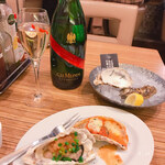 8TH SEA OYSTER Bar - 