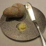 サンテミリオン - パンのおかわり、おなじもの