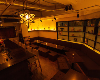 Estrela cafe bar - 貸切時最大35名様までご利用いただけます。